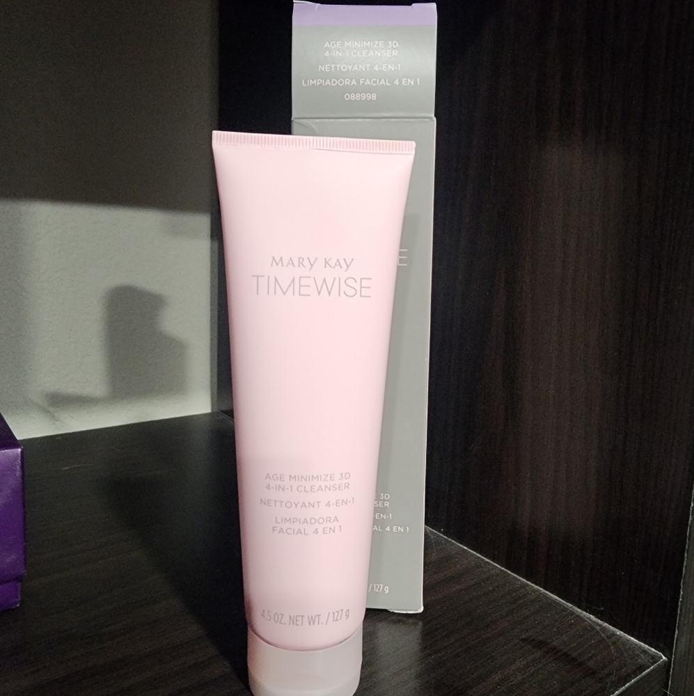 Mary Kay TimeWise Age Minimize 3D Cleanser
